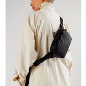 BAGGU Puffy Fanny Pack Black